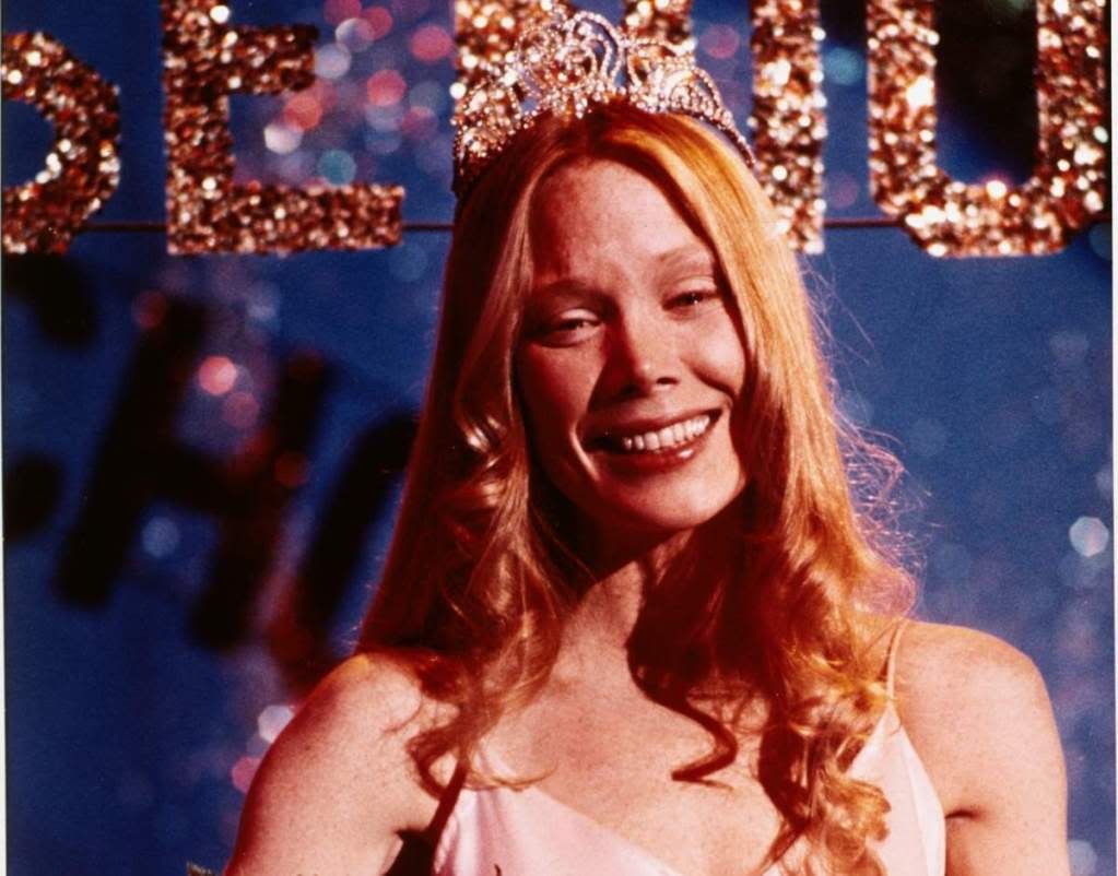 http://i854.photobucket.com/albums/ab101/DirtyGirlMovies/Carrie4.jpg