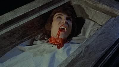 http://i854.photobucket.com/albums/ab101/DirtyGirlMovies/VampireCircus-Decapitation2.jpg