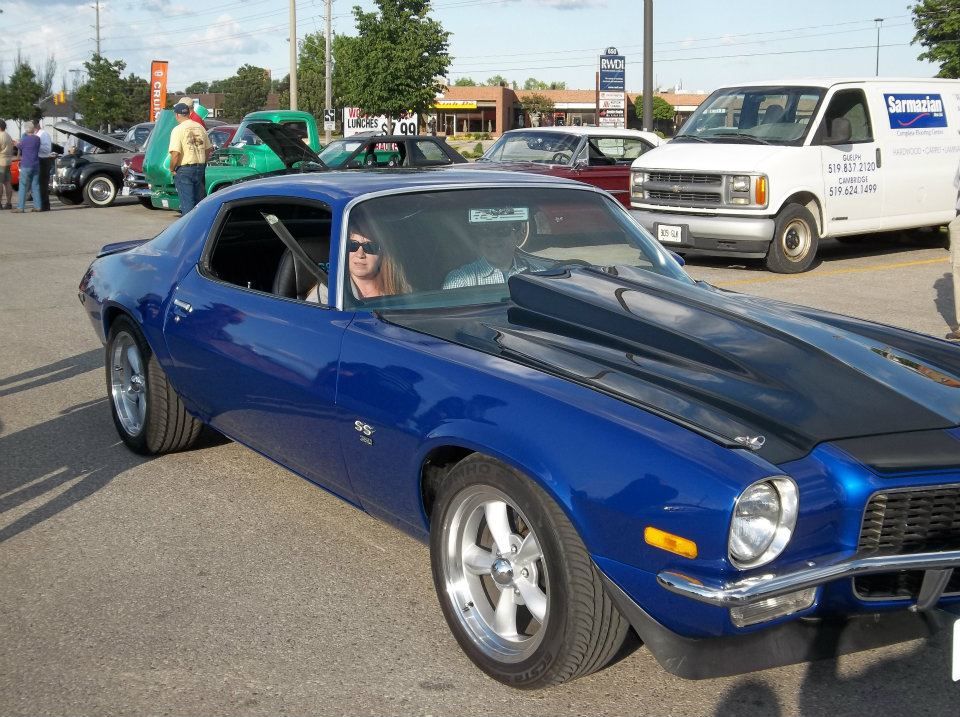 http://i854.photobucket.com/albums/ab101/DirtyGirlMovies/camaro2_zpscbb0286c.jpg