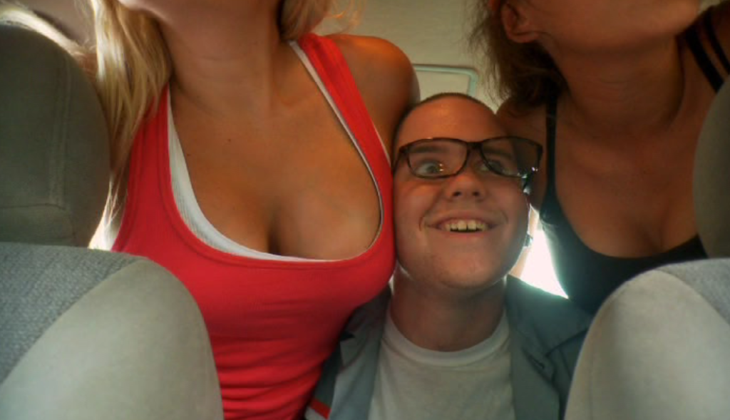 http://i854.photobucket.com/albums/ab101/DirtyGirlMovies/dvd2-1.png