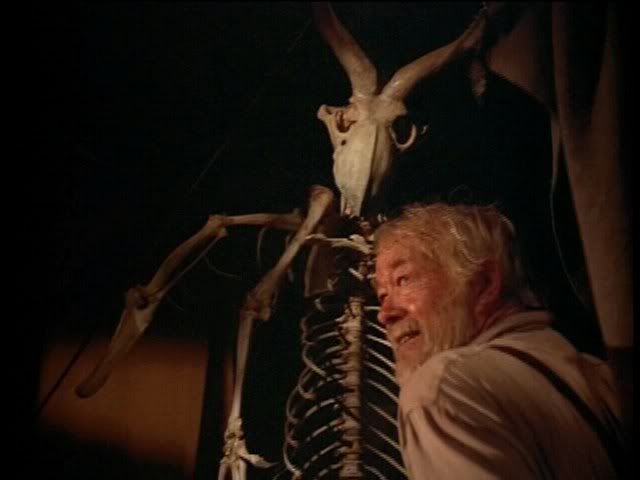 http://i854.photobucket.com/albums/ab101/DirtyGirlMovies/gargoyles3.jpg