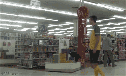 DYfY5GOTxqQKIEdHlU2f_SoccerStoreFlop_zpsb286623d.gif