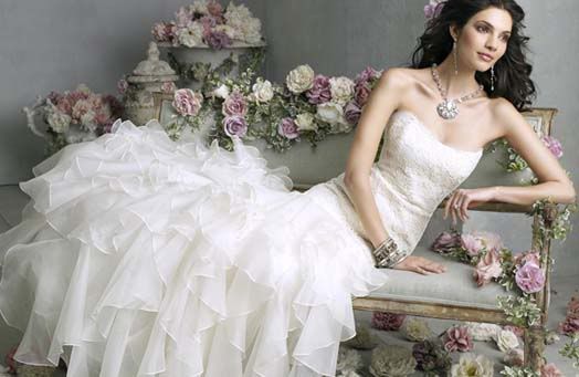 Luxury designer wedding dress photo