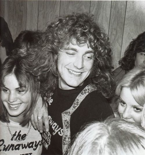 joan jett photo: Joan Jett, Robert Plant tumblr_li4v1oa1IQ1qekzpqo1_500.jpg
